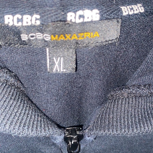 BCBG MAX AZRIA BLACK & IVORY SHORT SLEEVE ACTIVE WEAR JACKET - Picture 3 of 4